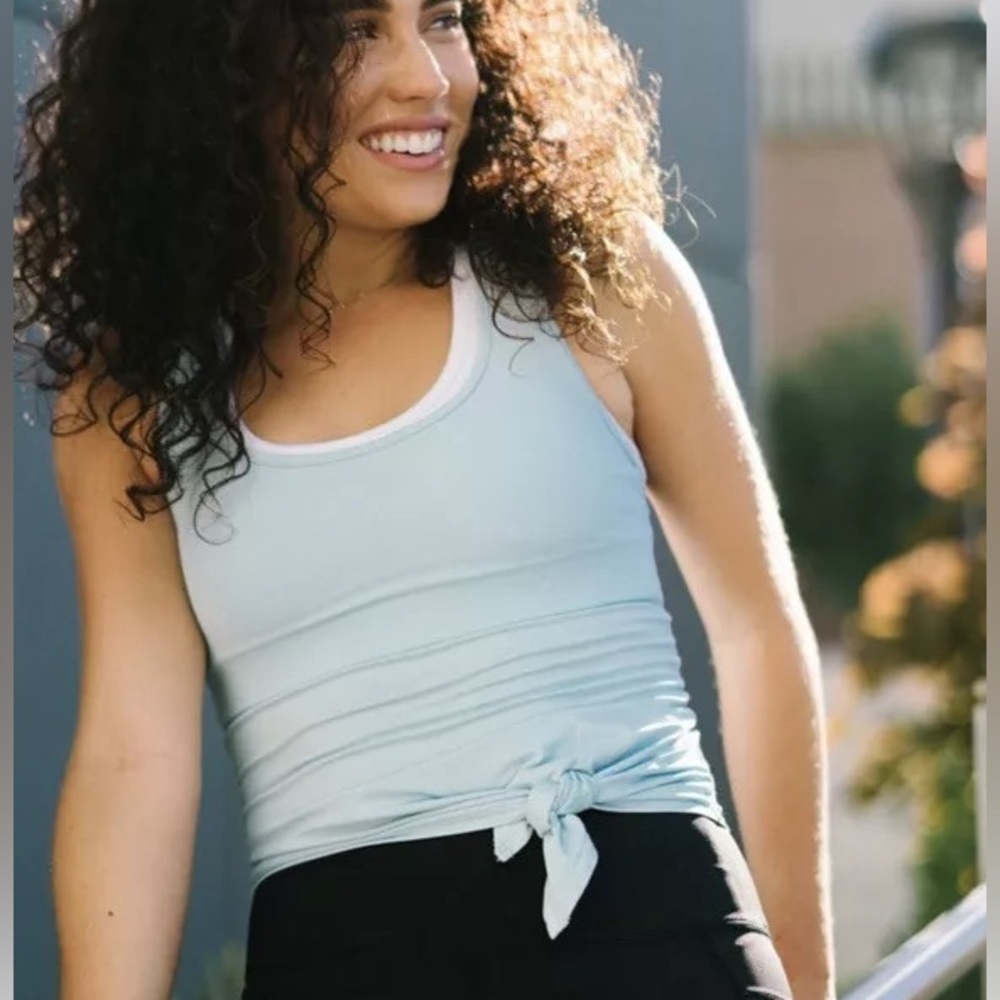 ZYIA Knot just a cute Tank - Baby Blue